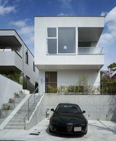 新潟県新潟市西区五十嵐３の町東