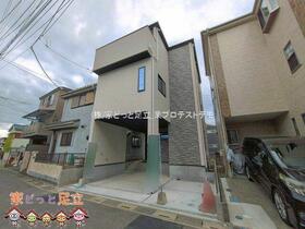 埼玉県草加市谷塚町