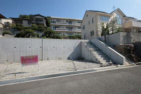 大阪府池田市五月丘４丁目