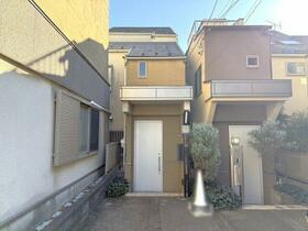 東京都目黒区柿の木坂１丁目