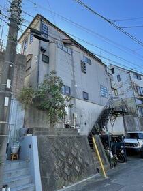 神奈川県横浜市中区塚越