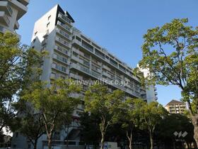 ＲＩＣウエストコート６番街３番館