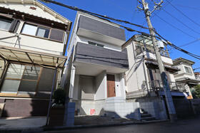 大阪府高槻市西冠３丁目