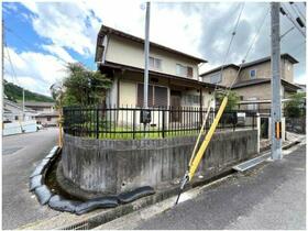 奈良県宇陀市榛原天満台西３丁目