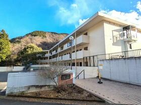 グラントピア丹沢　２階　　