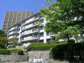 箕面如意谷住宅９棟