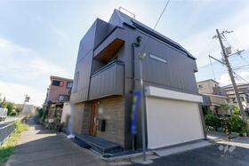 大阪府高槻市深沢町１丁目