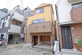 東京都目黒区駒場１丁目