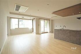 ストークグラン深沢