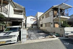 大阪府池田市鉢塚３丁目