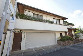 大阪府箕面市桜ケ丘１丁目