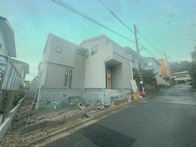 神奈川県横須賀市粟田２丁目