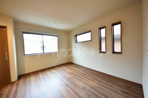 detached 埼玉県八潮市大字古新田

地図を見る