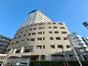 東京都目黒区大橋１丁目