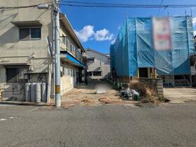 広島県三原市皆実４丁目