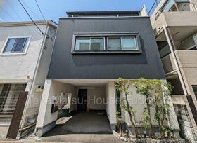 東京都目黒区五本木１丁目