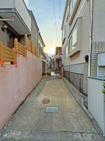 東京都目黒区八雲３丁目