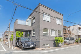 東京都世田谷区深沢６丁目