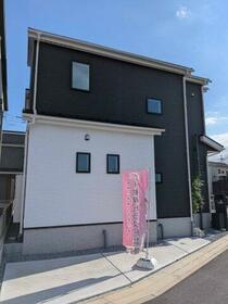 埼玉県草加市苗塚町