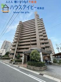 ダイアパレス・ステーションプラザ新岐阜　名鉄新岐阜駅まで６分　南東向き