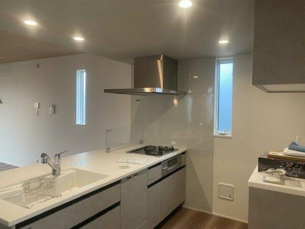 detached 東京都羽村市小作台２丁目

地図を見る