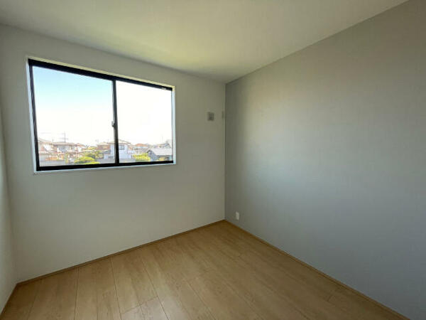 detached 群馬県邑楽郡大泉町大字吉田

地図を見る