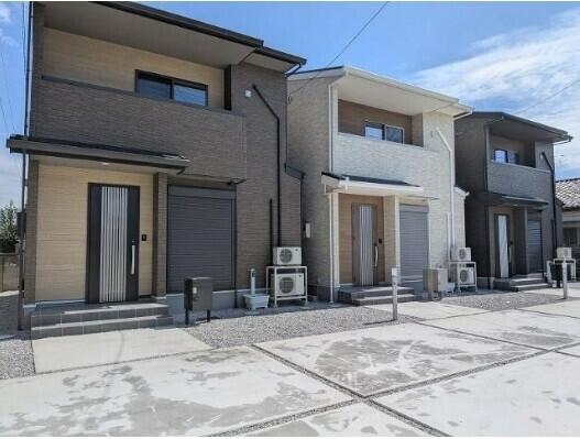 detached 群馬県邑楽郡大泉町大字吉田

地図を見る