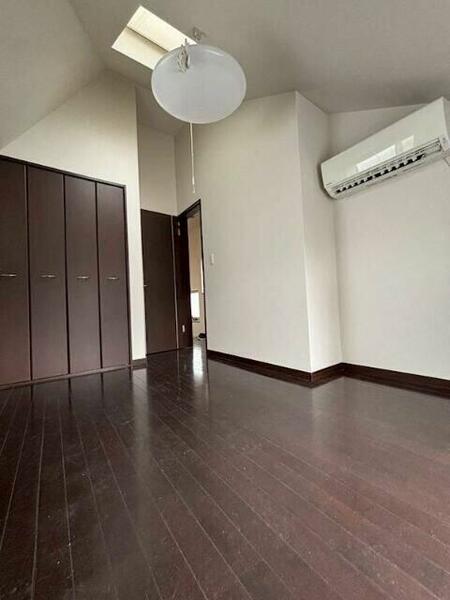 detached 東京都目黒区柿の木坂１丁目

地図を見る