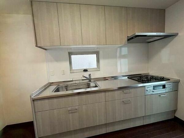 detached 東京都目黒区柿の木坂１丁目

地図を見る