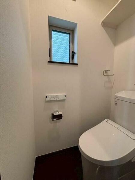 detached 東京都目黒区柿の木坂１丁目

地図を見る