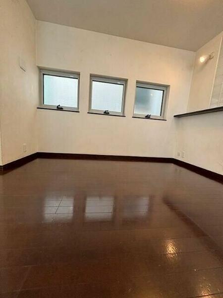 detached 東京都目黒区柿の木坂１丁目

地図を見る