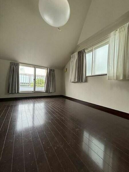 detached 東京都目黒区柿の木坂１丁目

地図を見る