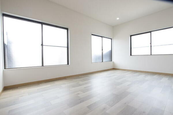 detached 埼玉県鴻巣市松原３丁目

地図を見る