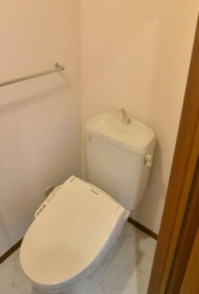 apartment 埼玉県吉川市中央１丁目
地図を見る