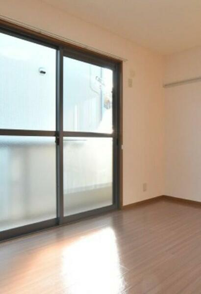 apartment 埼玉県吉川市中央１丁目
地図を見る