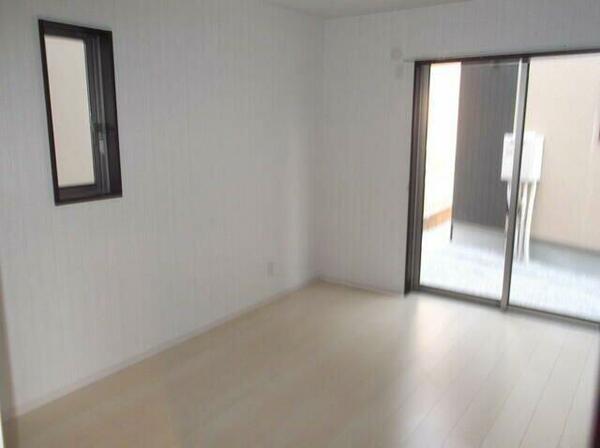 detached 埼玉県上尾市大字瓦葺
地図を見る