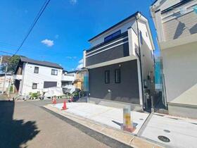 東京都東久留米市小山１丁目