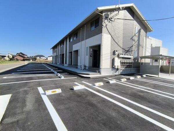 apartment 茨城県結城郡八千代町大字若
地図を見る
