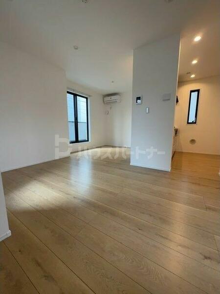 detached 東京都荒川区荒川８丁目

地図を見る