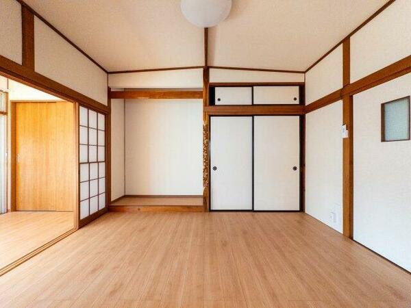 detached 福島県会津若松市住吉町

地図を見る