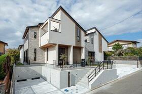 神奈川県横浜市青葉区市ケ尾町