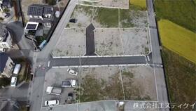 山梨県中央市西花輪