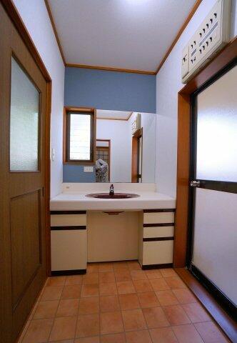 detached 埼玉県比企郡鳩山町大字赤沼

地図を見る