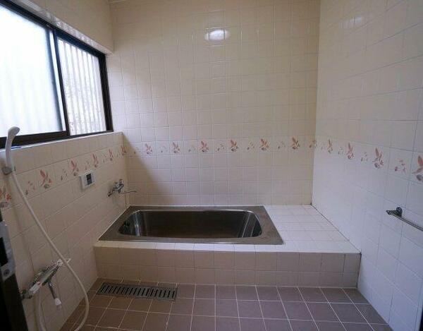 detached 埼玉県比企郡鳩山町大字赤沼

地図を見る