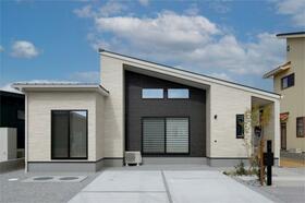 香川県高松市六条町