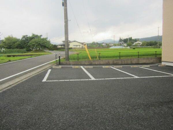 apartment 栃木県宇都宮市馬場通り４丁目１－１ うつのみや表参道スクエア　１Ｆ（０７区画）