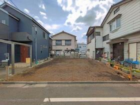 東京都三鷹市深大寺２丁目