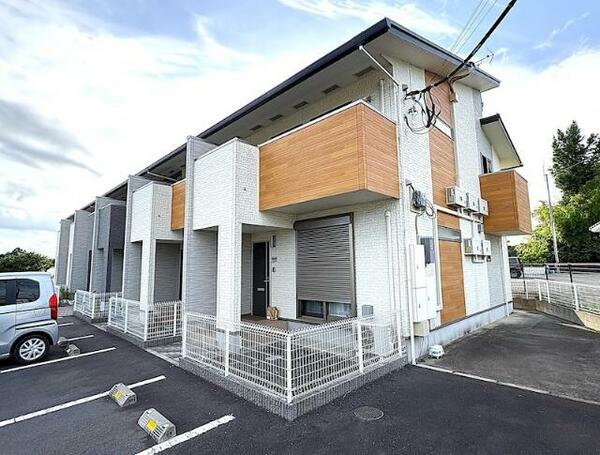 apartment 茨城県つくば市研究学園５丁目５－１３ ファースト・ラフィーネ・学園１Ｆ