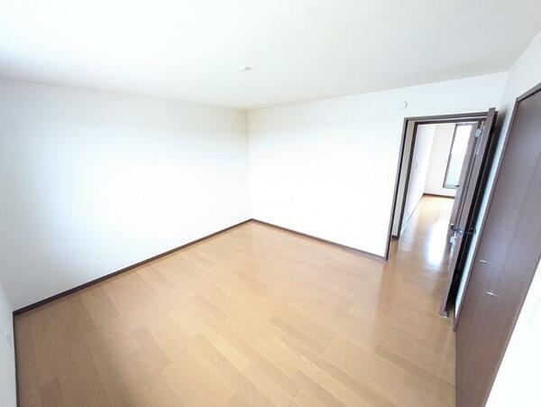 千葉県四街道市鹿渡(賃貸テラスハウス3LDK・--・89.42㎡)の写真 その4