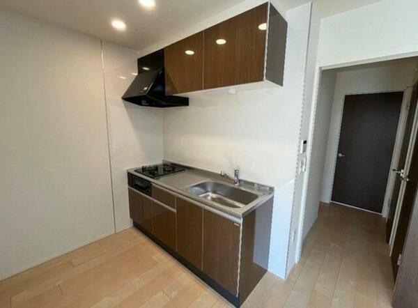 画像16:キッチン